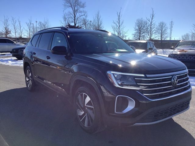 2024 Volkswagen Atlas 2.0T SE Technology