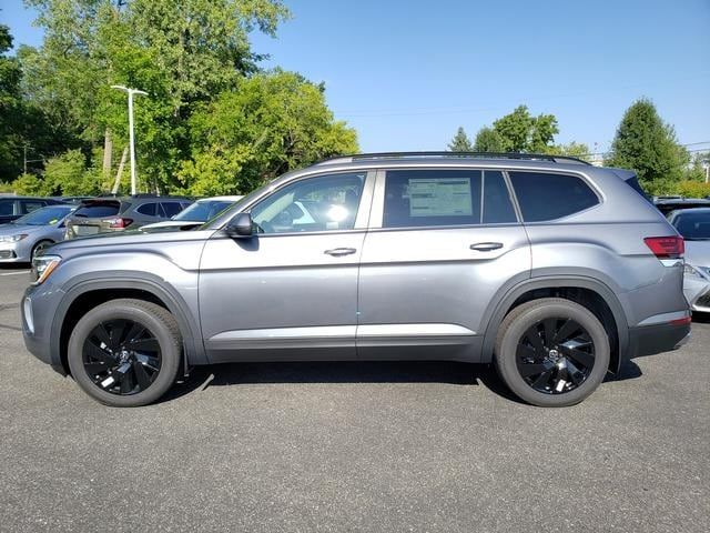 2024 Volkswagen Atlas 2.0T SE Technology