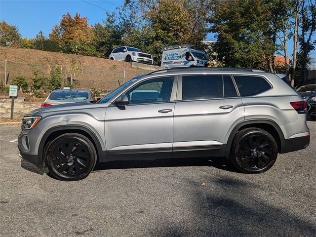 2024 Volkswagen Atlas 2.0T SE Technology