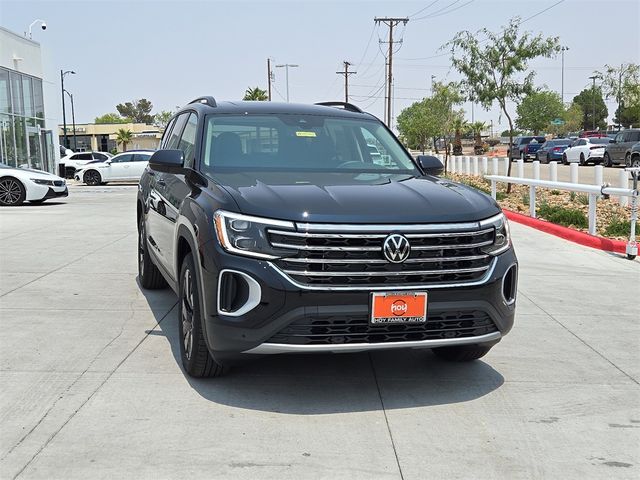 2024 Volkswagen Atlas 2.0T SE Technology