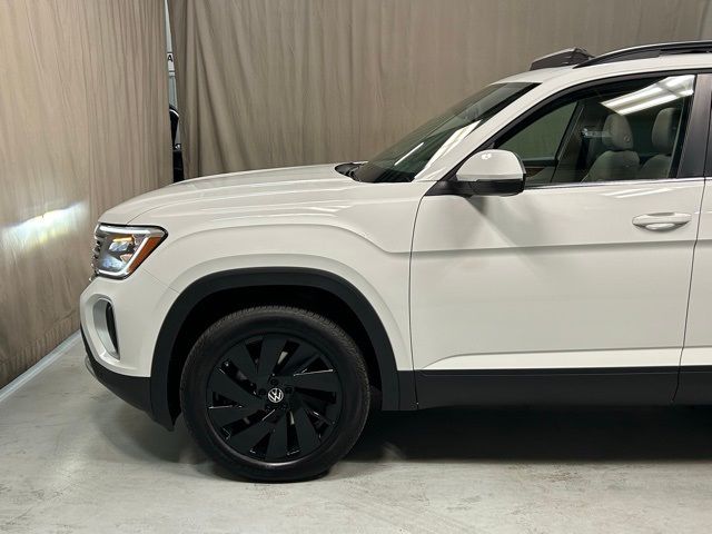 2024 Volkswagen Atlas 2.0T SE Technology