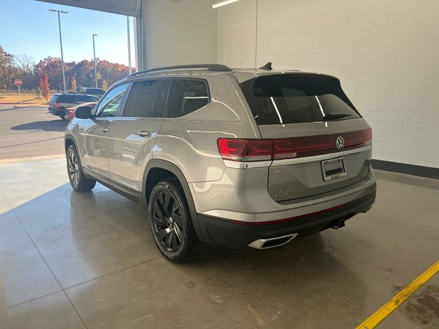 2024 Volkswagen Atlas 2.0T SE Technology