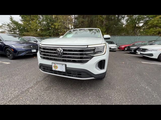 2024 Volkswagen Atlas 2.0T SE Technology