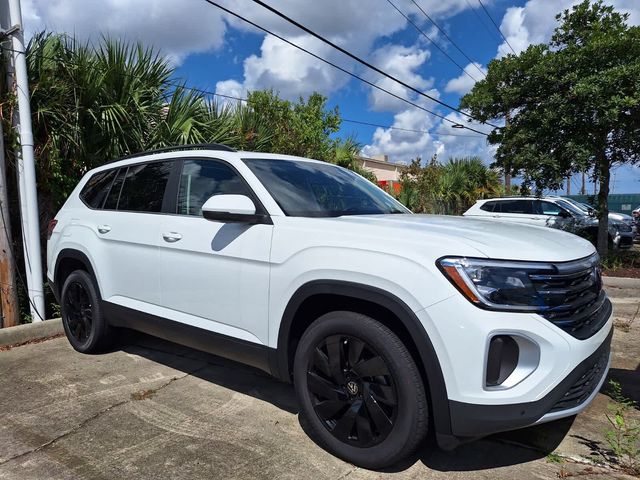 2024 Volkswagen Atlas 2.0T SE Technology