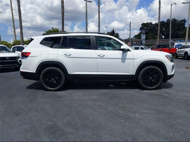 2024 Volkswagen Atlas 2.0T SE Technology