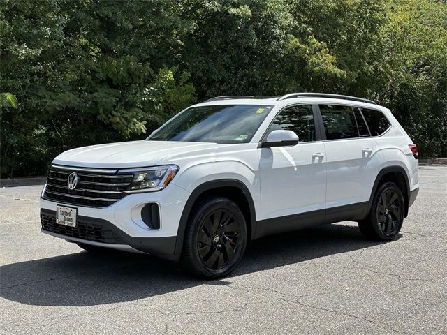 2024 Volkswagen Atlas 2.0T SE Technology