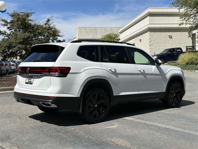 2024 Volkswagen Atlas 2.0T SE Technology