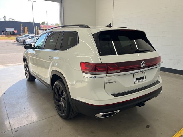 2024 Volkswagen Atlas 2.0T SE Technology