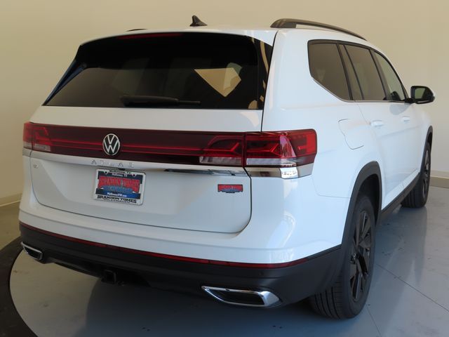 2024 Volkswagen Atlas 2.0T SE Technology