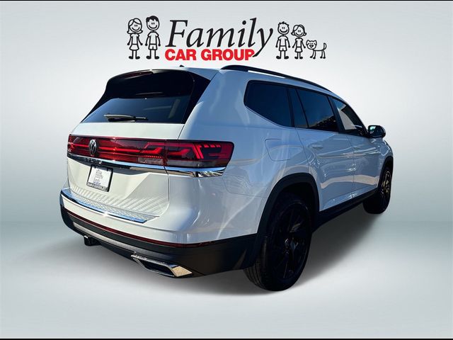 2025 Volkswagen Atlas 2.0T SE Technology