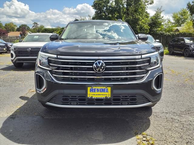 2024 Volkswagen Atlas 2.0T SE Technology