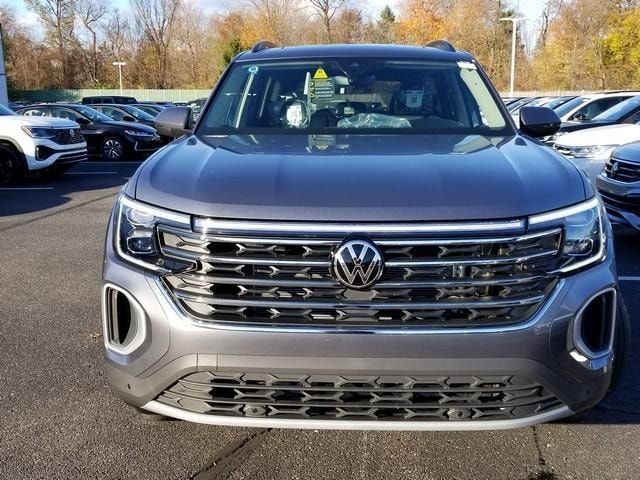 2024 Volkswagen Atlas 2.0T SE Technology