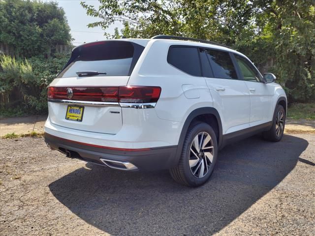 2024 Volkswagen Atlas 2.0T SE Technology