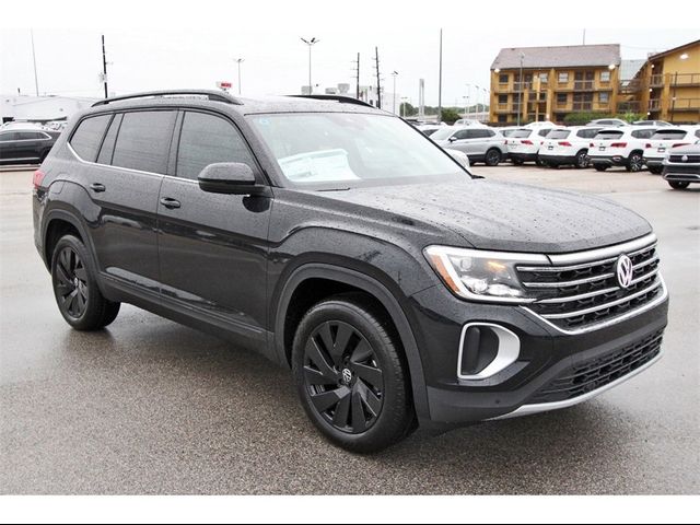 2024 Volkswagen Atlas 2.0T SE Technology