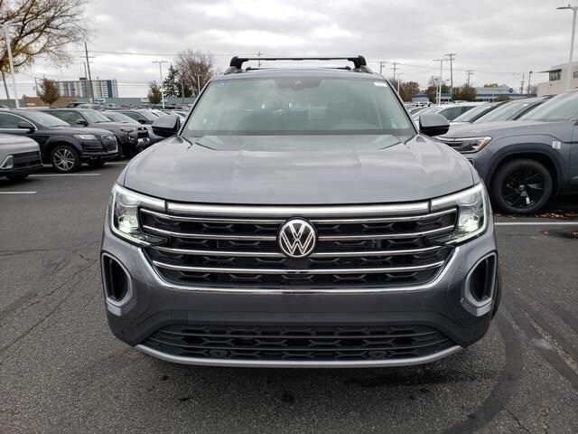 2024 Volkswagen Atlas 2.0T SE Technology