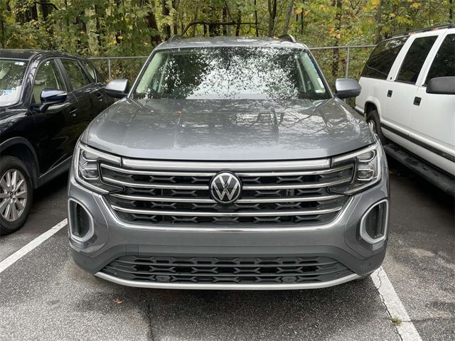 2024 Volkswagen Atlas 2.0T SE Technology