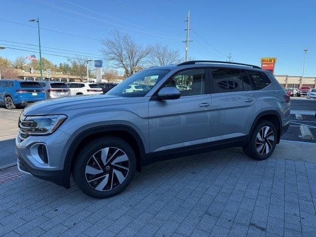 2024 Volkswagen Atlas 2.0T SE Technology