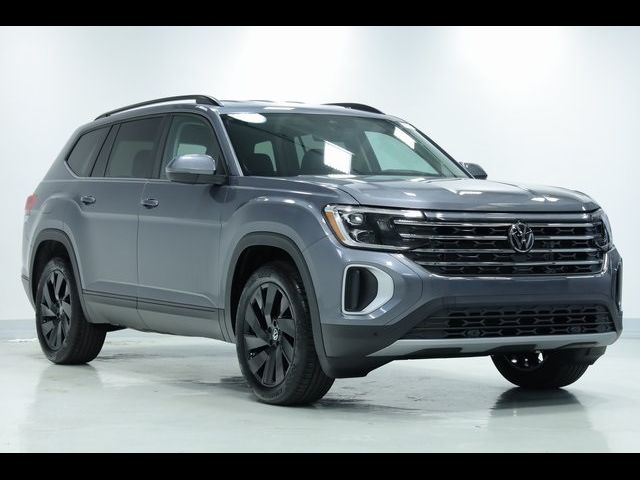 2024 Volkswagen Atlas 2.0T SE Technology