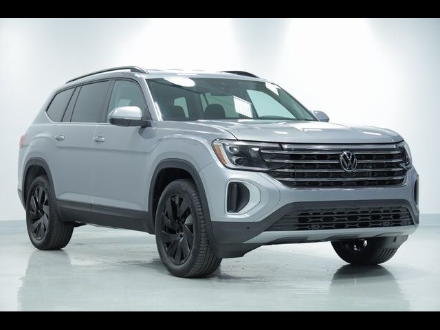 2024 Volkswagen Atlas 2.0T SE Technology