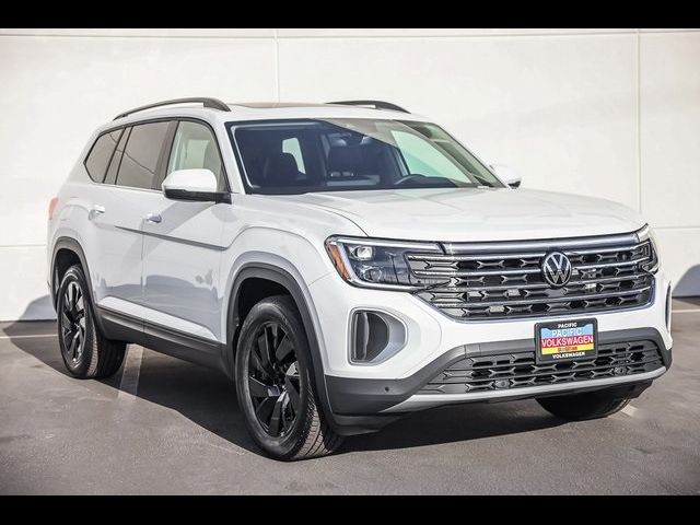 2024 Volkswagen Atlas 2.0T SE Technology