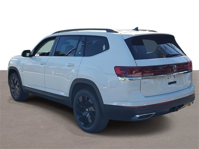 2024 Volkswagen Atlas 2.0T SE Technology