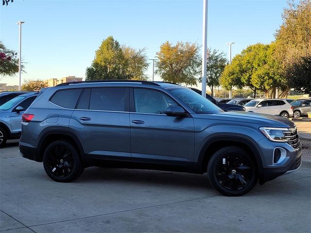 2024 Volkswagen Atlas 2.0T SE Technology