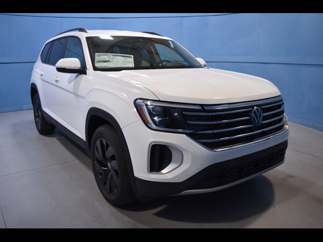 2024 Volkswagen Atlas 2.0T SE Technology