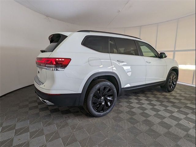 2024 Volkswagen Atlas 2.0T SE Technology