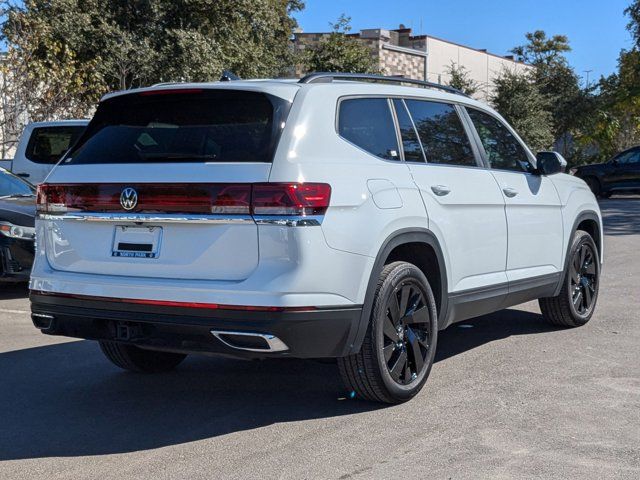 2024 Volkswagen Atlas 2.0T SE Technology