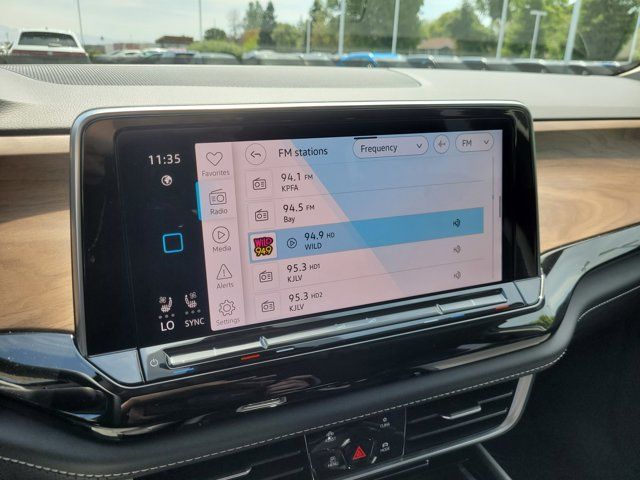2024 Volkswagen Atlas 2.0T SE Technology