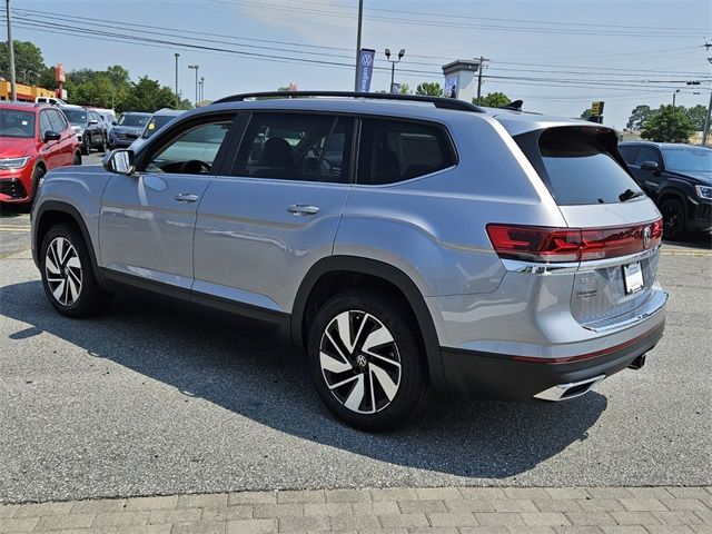 2024 Volkswagen Atlas 2.0T SE Technology