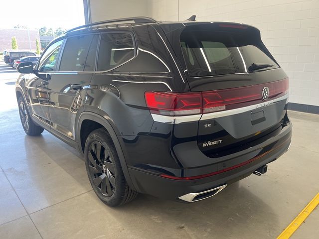 2024 Volkswagen Atlas 2.0T SE Technology