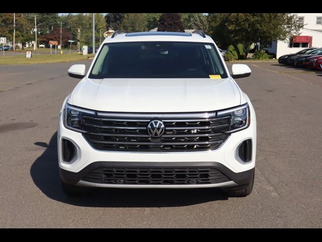 2024 Volkswagen Atlas 2.0T SE Technology