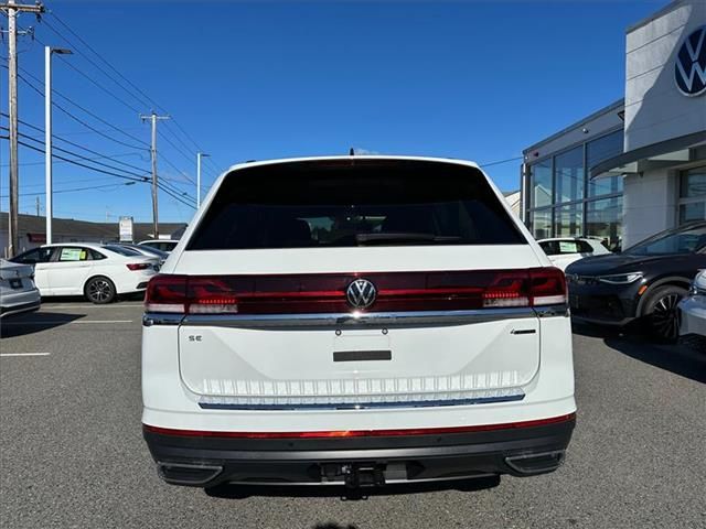 2024 Volkswagen Atlas 2.0T SE Technology