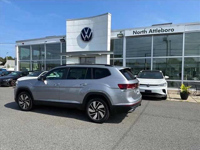 2024 Volkswagen Atlas 2.0T SE Technology