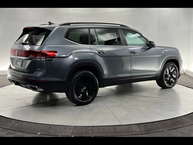 2024 Volkswagen Atlas 2.0T SE Technology