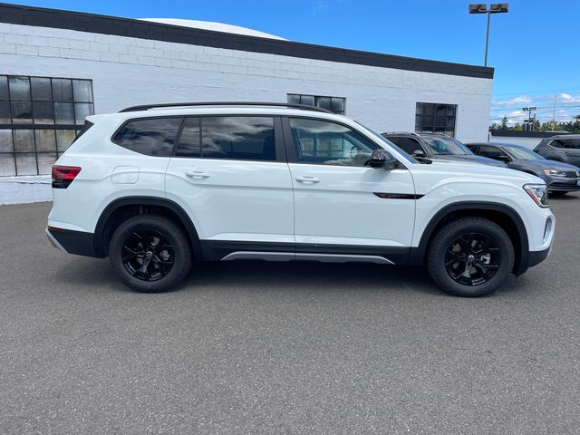 2024 Volkswagen Atlas 2.0T Peak Edition SE w/Technology