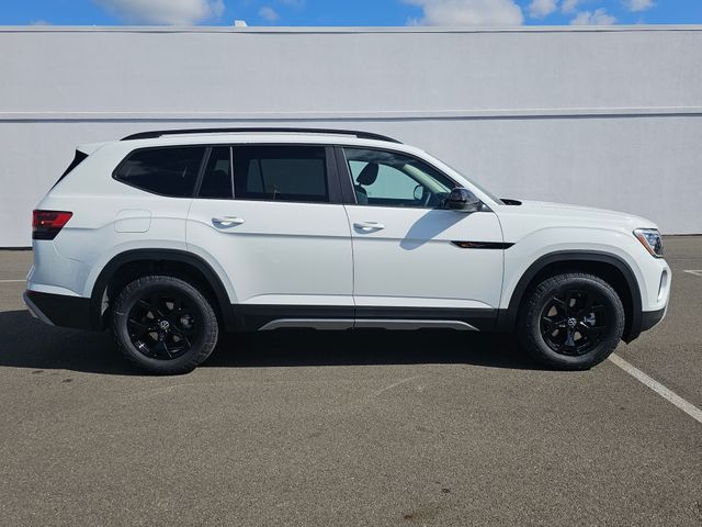 2024 Volkswagen Atlas 2.0T Peak Edition SE w/Technology