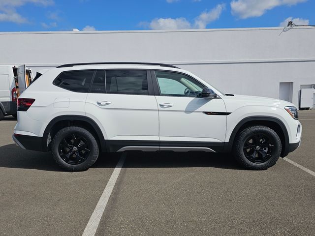 2024 Volkswagen Atlas 2.0T Peak Edition SE w/Technology