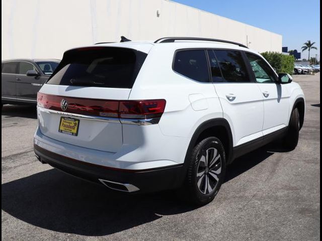 2024 Volkswagen Atlas 2.0T SE