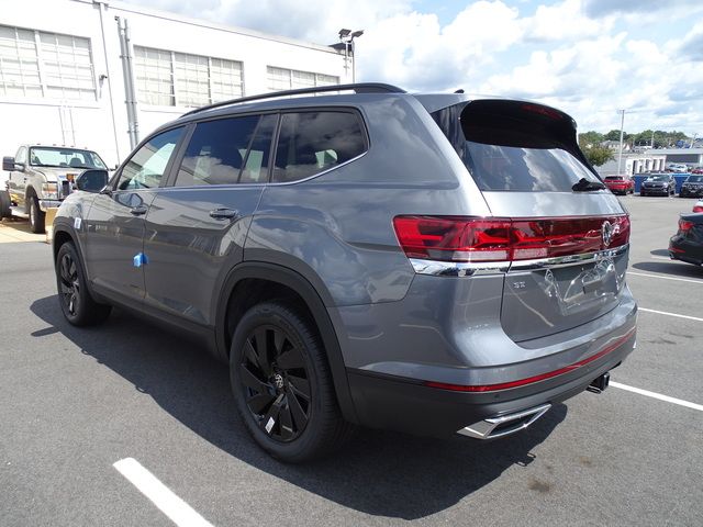 2024 Volkswagen Atlas 2.0T SE Technology