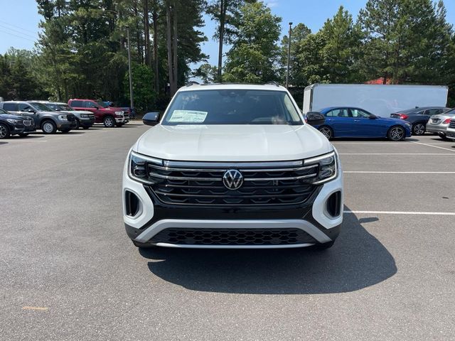 2024 Volkswagen Atlas 2.0T Peak Edition SEL