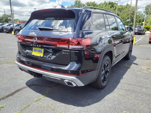 2024 Volkswagen Atlas 2.0T Peak Edition SE w/Technology