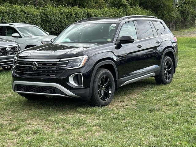 2024 Volkswagen Atlas 2.0T Peak Edition SE w/Technology