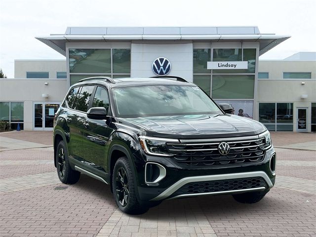 2024 Volkswagen Atlas 2.0T Peak Edition SE w/Technology