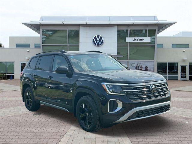 2024 Volkswagen Atlas 2.0T Peak Edition SE w/Technology