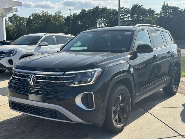 2024 Volkswagen Atlas 2.0T Peak Edition SE w/Technology