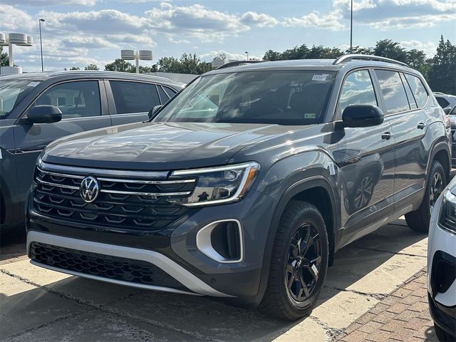 2024 Volkswagen Atlas 2.0T Peak Edition SE w/Technology