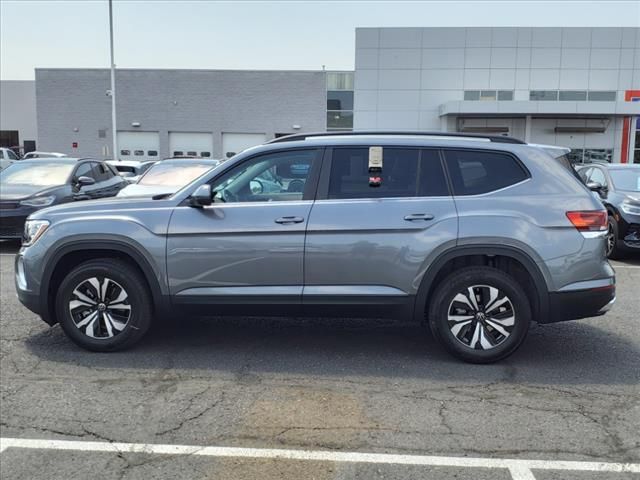 2024 Volkswagen Atlas 2.0T SE