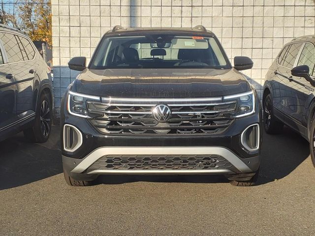 2024 Volkswagen Atlas 2.0T Peak Edition SEL